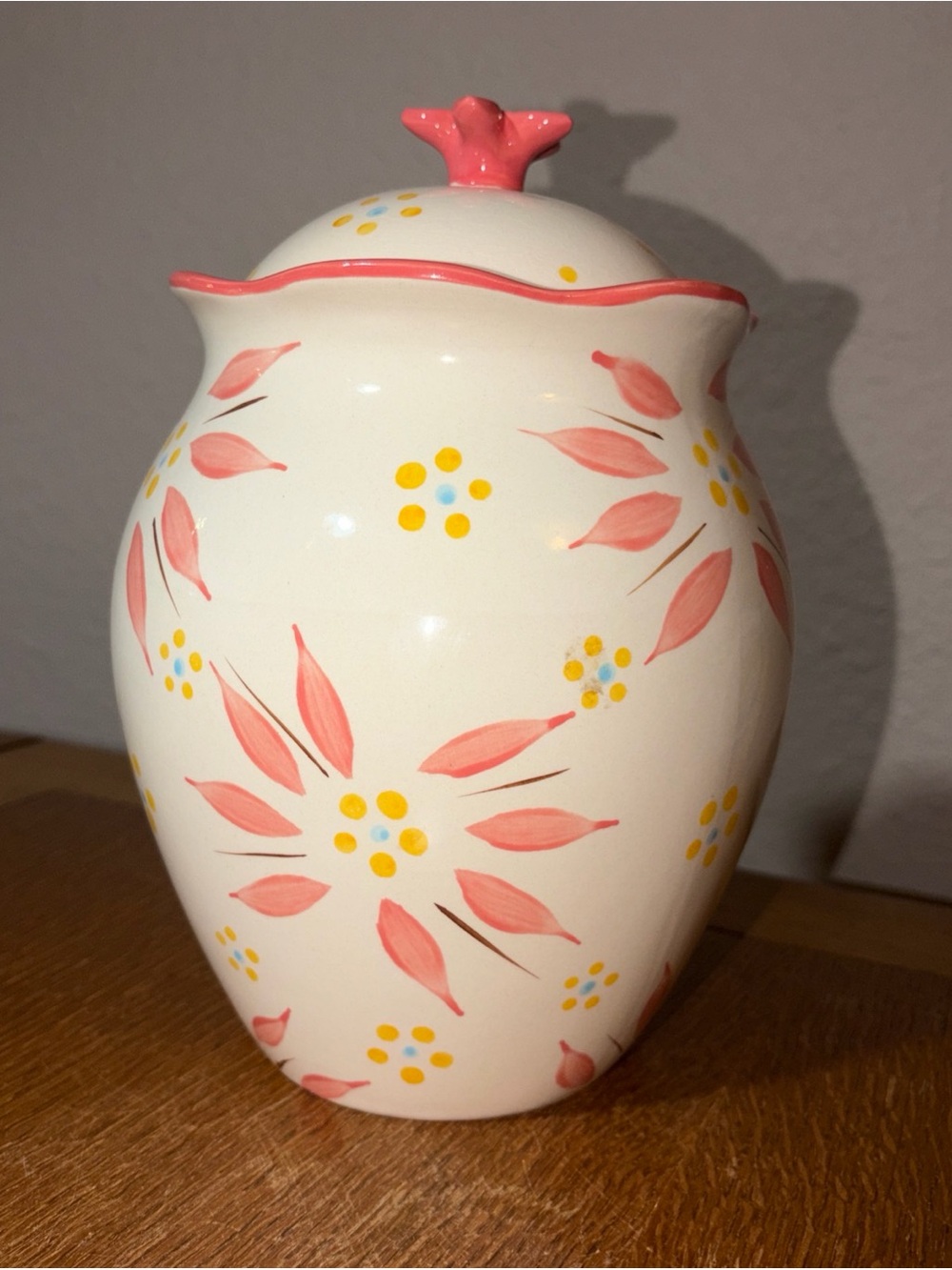 Temp-tations by Tara Old World Design Cookie Jar Canister with Lid & Seal 9"H